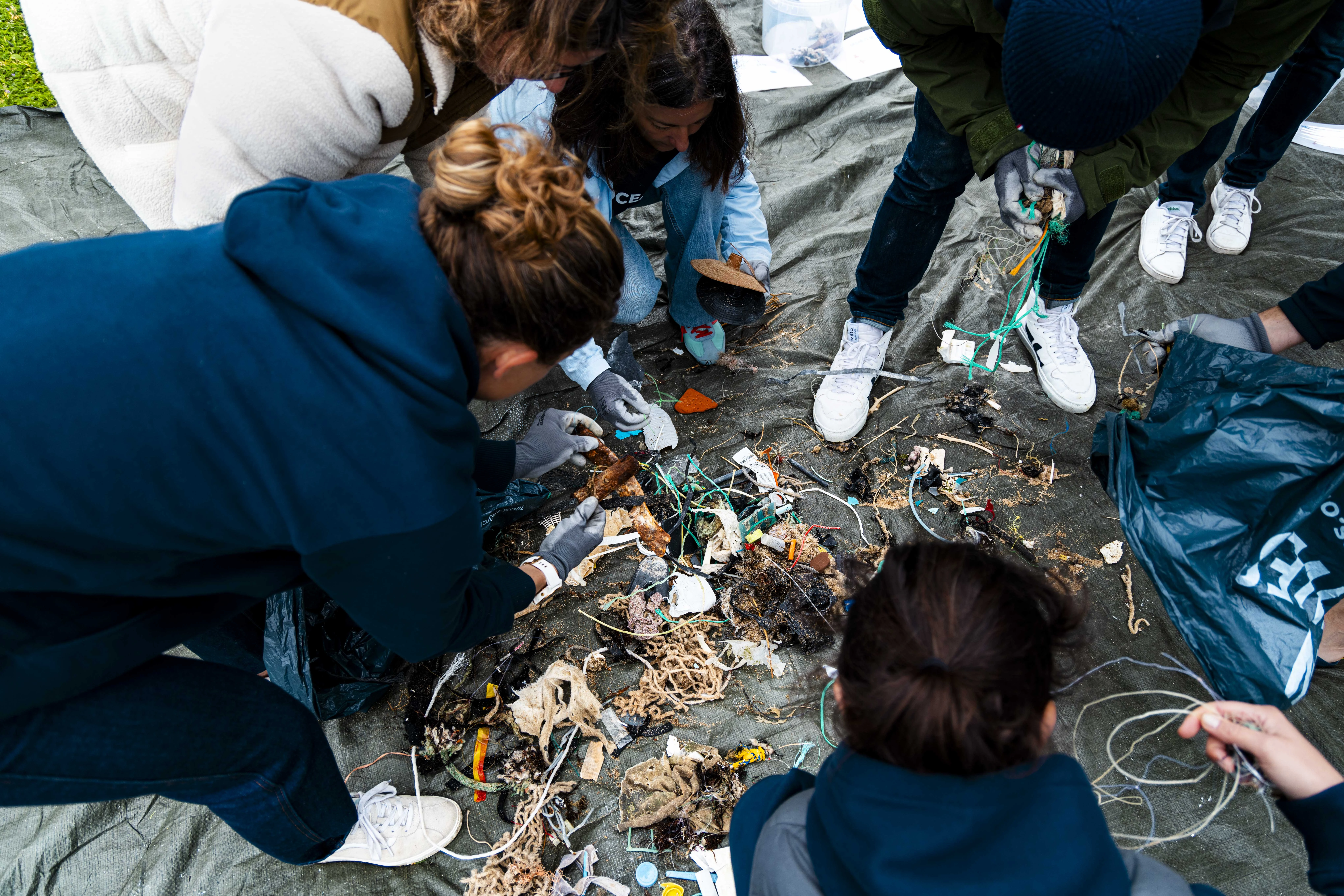 Team building eco responsable act with surfrider